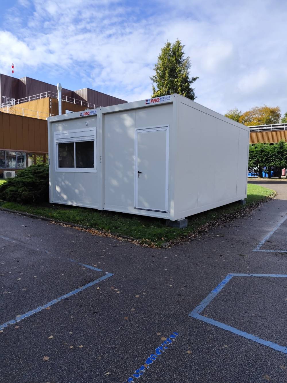 salle_30_metre²_modulaire_usine_besoin_espace_bungalow